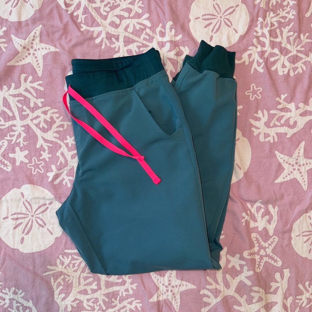 Figs Scrub Pants
